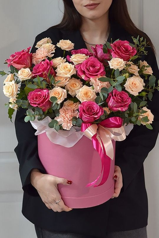 В шляпных коробках