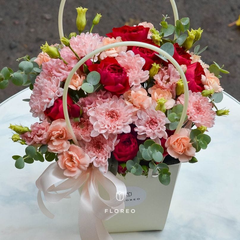 Композиция с цветами 878