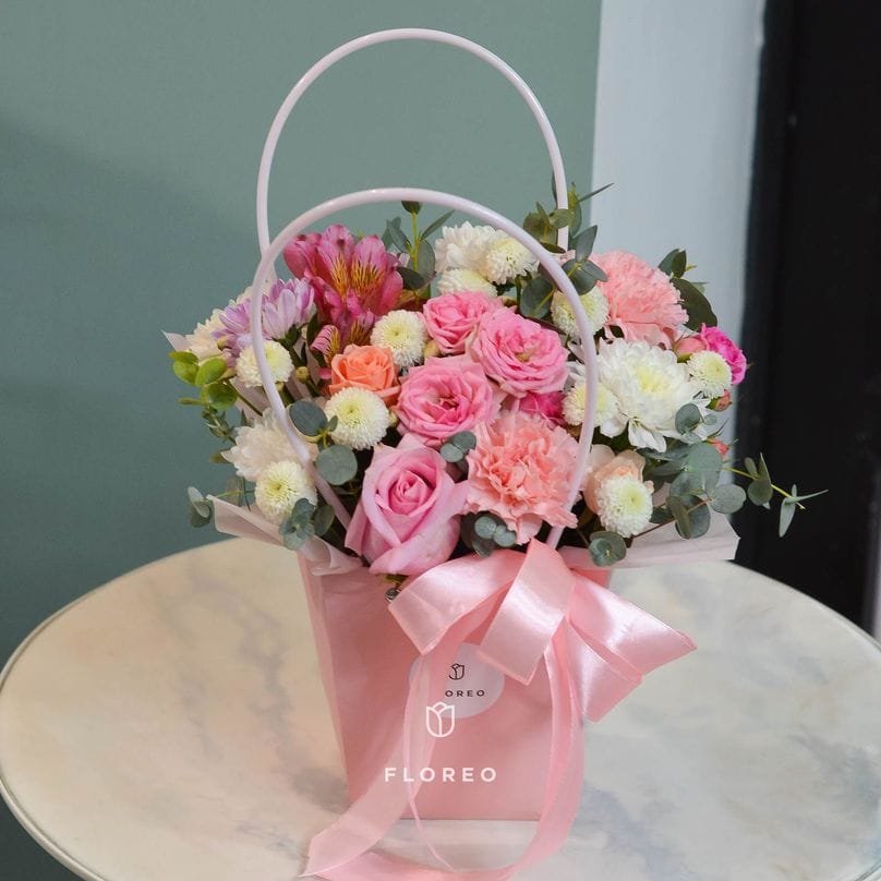 Композиция с цветами #884