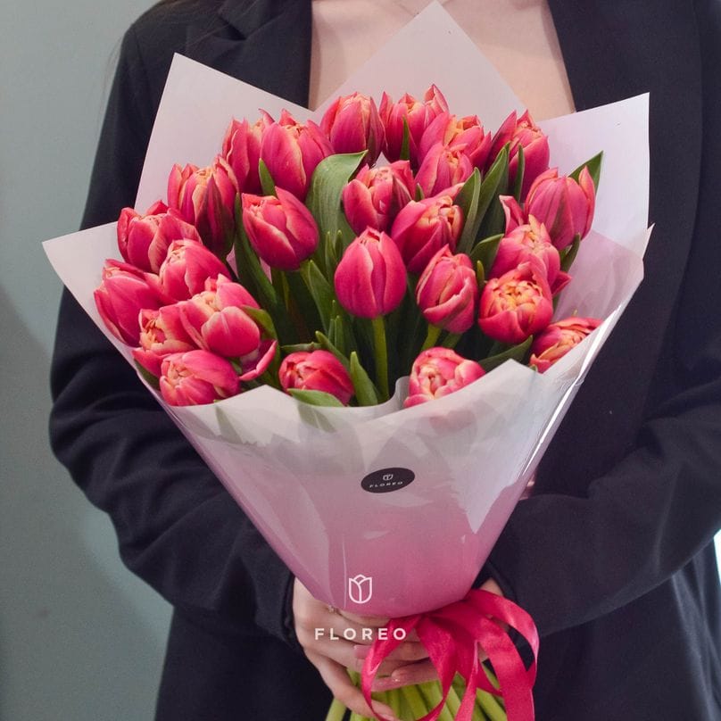 25 пионовидных тюльпанов Колумбус #1072