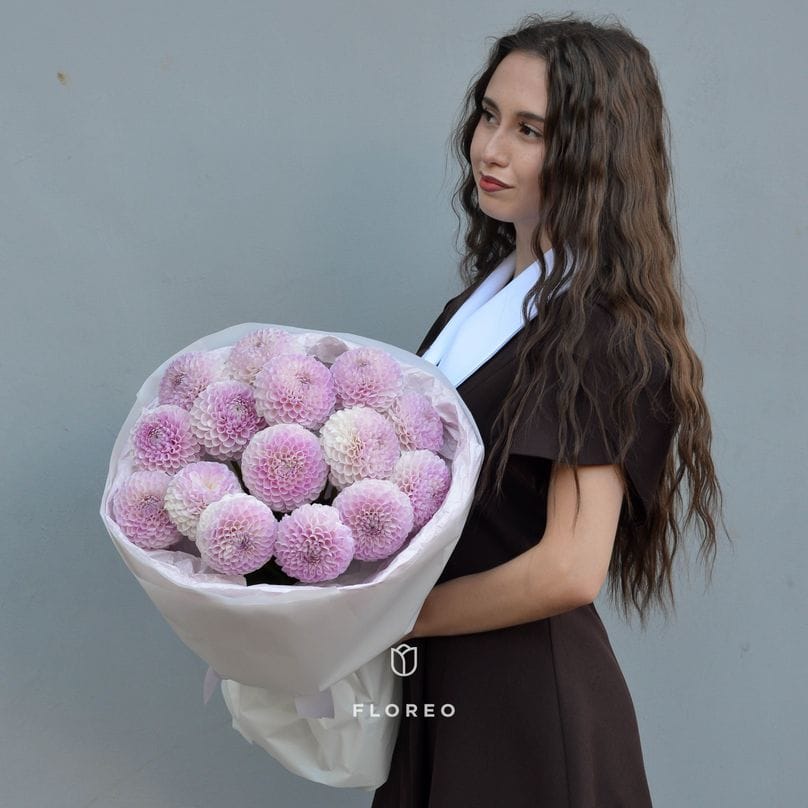 15 сиреневых георгинов #1249