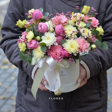 Коробка с цветами 763