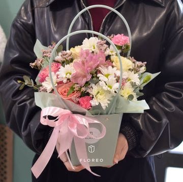 Композиция с цветами 975