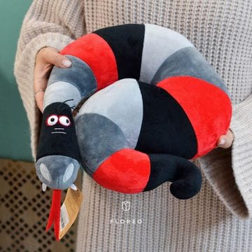 Игрушка-подушка змея Фрида