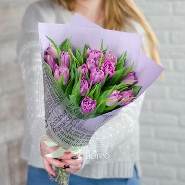 15 пионовидных тюльпанов #1065