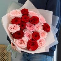 Пинк Охара с красными розами/809
