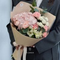Сборный букет с гортензией 543