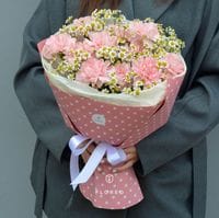 Гвоздики с ромашками