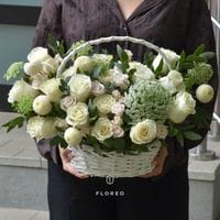 Корзина с цветами 742
