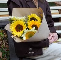 5 подсолнухов в крафте