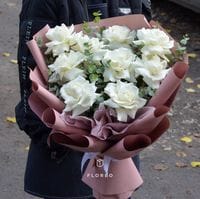 9 белых французских роз #863