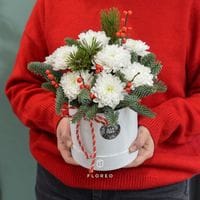 Зимняя композиция с цветами 950