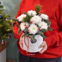 Зимняя композиция с цветами 950