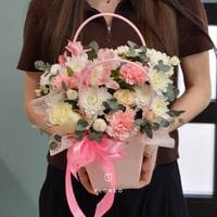 Композиция с цветами