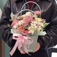 Композиция с цветами 975