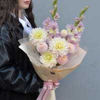 Букет с георгинами и гладиолусами #1253