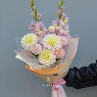Букет с георгинами и гладиолусами #1253