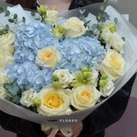 Букет с гортензиями и пионовидными розами #1313