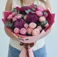 Букет с кустовыми розами и хризантемами Бигуди #1362