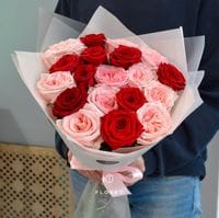Пинк Охара с красными розами/809